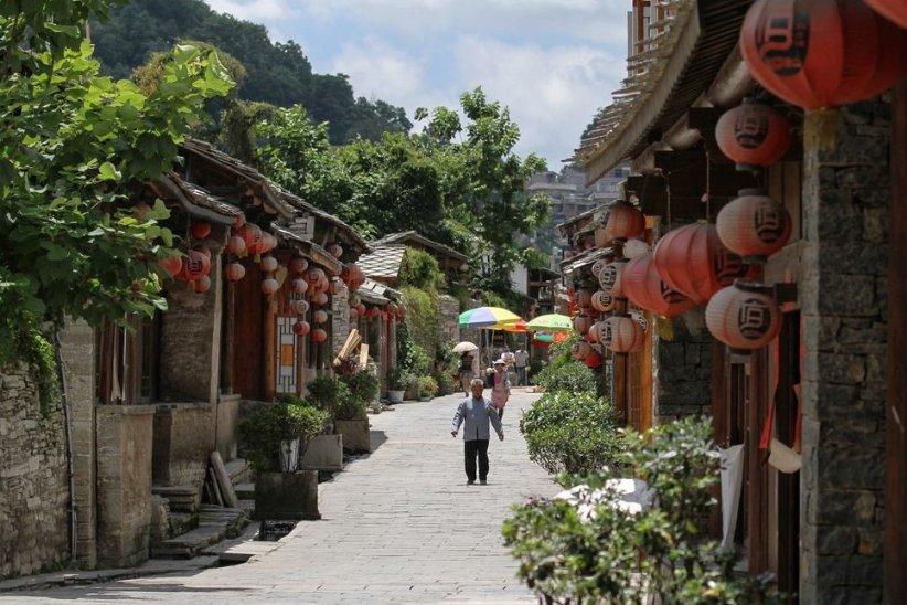 攀登高峰